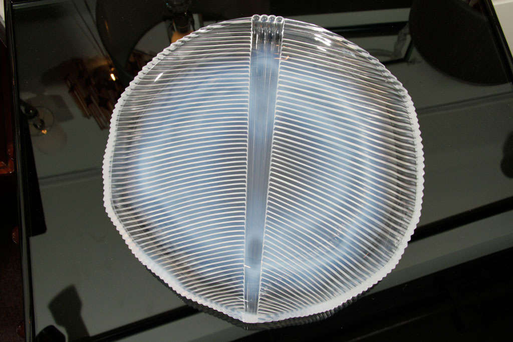 20th Century Tiffany & Co. Iridescent Murano Glass Leaf Plate